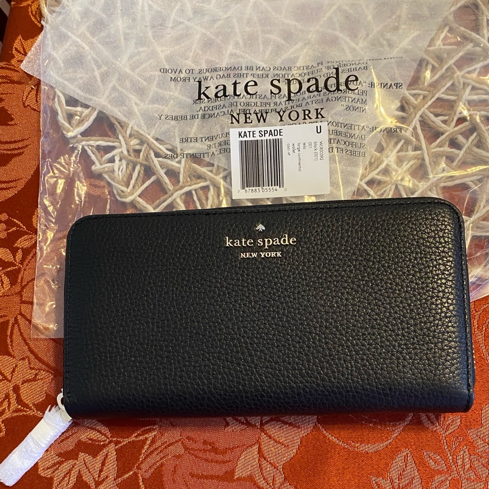 NWT - Kate Spade Pebble Leather Black Wallet